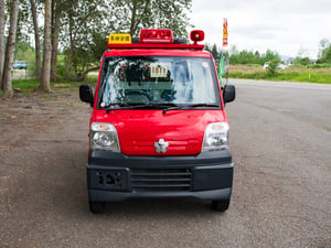2000 Mitsubishi Minicab Fire Truck — photo 2