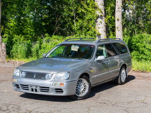 2000 Nissan Stagea 25RS
