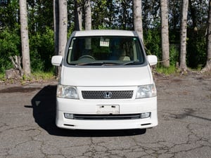 2001 Honda Step WGN — photo 2