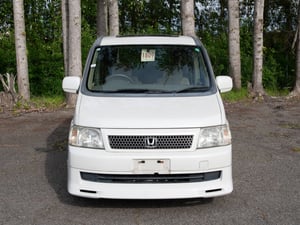 2001 Honda Step WGN K — photo 2