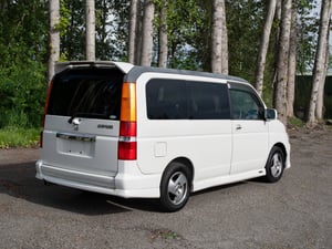 2001 Honda Step WGN K — photo 6