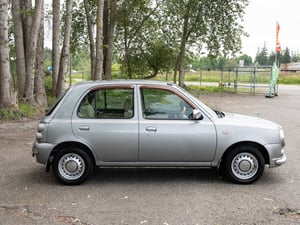 2001 Nissan March Bolero — photo 6