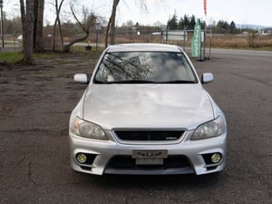 2001 Toyota Altezza — photo 2