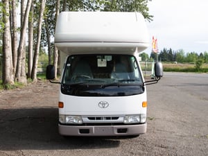 2001 Toyota Camroad Champ — photo 2