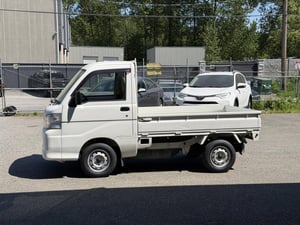 2008 Daihatsu Hijet 4WD 660cc Kei-truck 5MT 9K — photo 4